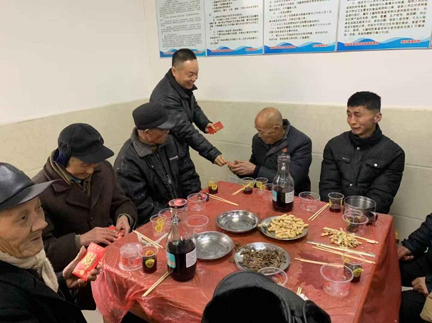 2019讓愛(ài)依舊，湖北昌利領(lǐng)導前往福利院慰問(wèn)